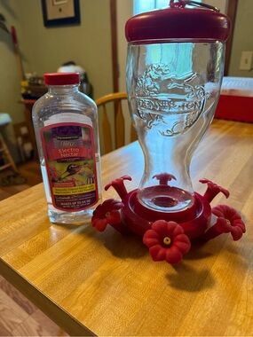 Penningtons Red Glass Hummingbird Feeder with Flower Ports and Nectar Bottle